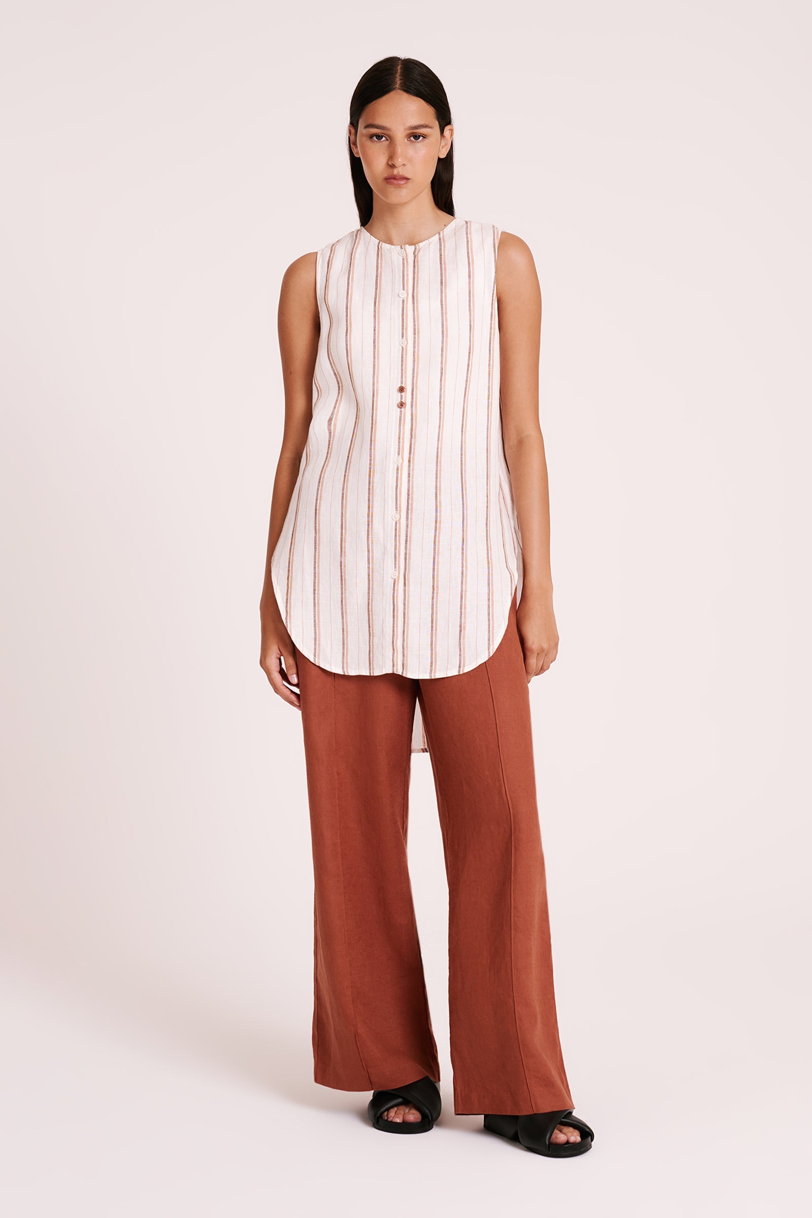 CHEMISE AISHA SANS MANCHES EN LIN